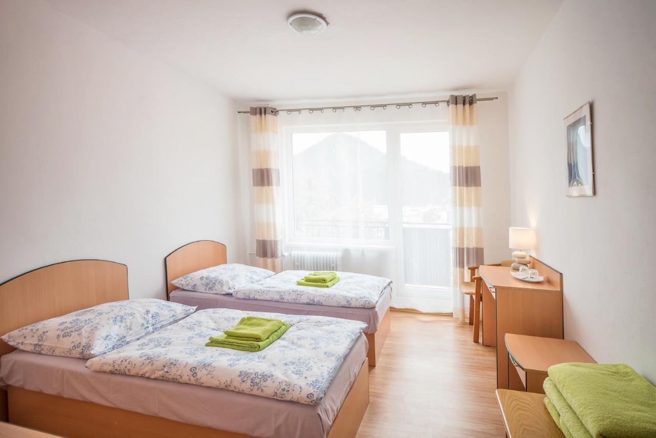 Motel Hybadlo Liptovský Hrádok Exterior foto